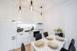 noclegi Kołobrzeg FINN - Ap 3pokojowy Polanki Aqua, basen siłownia i garaż w cenie