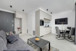 noclegi Mielno Modern Apartment with Balcony and Parking by Noclegi Renters