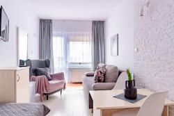 noclegi Karwia Willa Bliźniak 2 - 300m od Plaży Sniadanie W Cenie Pobytu