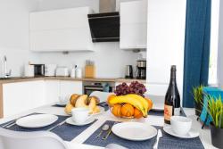noclegi Rewal Apartament 6M Rewal w cenie basen, jacuzzi, siłownia, sala zabaw, free private parking, Park Rozrywki HOSSOLAND 30 minut