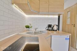 noclegi Świnoujście Sunset Apartments - Plac Słowiański 10 - słoneczna kawalerka w centrum miasta