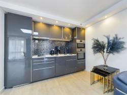 noclegi Gdańsk Nowoczesne Studio z Parkingiem 500 m od Starego Miasta w Gdańsku by Noclegi Renters