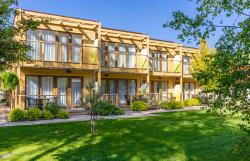 noclegi Bobolin Domki Apartamentowe Bravo