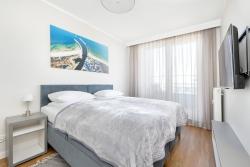 noclegi Kołobrzeg Bright Spacious Apartment with Parking Mazowiecka by Noclegi Renters