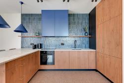 noclegi Gdańsk DOKI Living by Blue Mandarin Parking & Foodhall