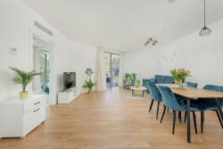 noclegi Pobierowo Beachfront apartment with indoor pool and sauna
