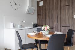 noclegi Sopot Glow Apartments - Baltic Bliss Apartment Sopot