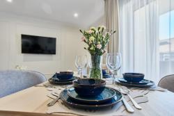 noclegi Świnoujście Golden Hour Apartments- Plac Słowiański 17