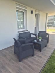 noclegi Sianożęty Sonia Pearl Apartament z parkingiem