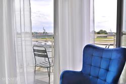 noclegi Świnoujście Sunset Apartments - Villa Concha - kawiarnie, restauracje, centrum - widok na port!