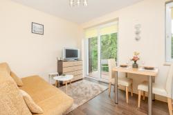 noclegi Puck Wakacyjny Apartament z Parkingiem 500 m od Plaży by Noclegi Renters