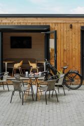 noclegi Trzęsacz BED & BIKE Resort Trzęsacz - domki, sauna, jacuzzi & rowery