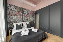 noclegi Gdańsk Black Star Loft Apartment Waterlane Vintage & Gym by Downtown Apartments