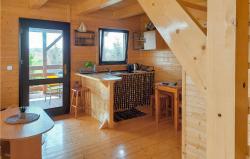 noclegi Pleśna Lovely Home In Kladno With Kitchen