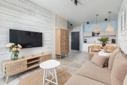 noclegi Rewal Apartament IKAR - 2 pokojowy w kompleksie Platinium Rewal