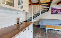 noclegi Karwia Beach Front Home In Karwia