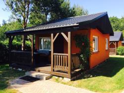 noclegi Białogóra DOMKI Sosnowy Holiday Park