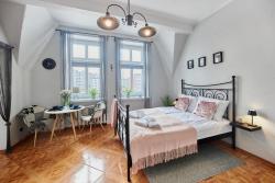 noclegi Świnoujście Golden Hour Apartments- Bolesława Chrobrego 8