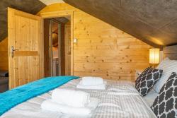 noclegi Kołczewo Holiday Home Small Vegas- JACUZZI AND GARTEN FOR EXCLUSIVE USE