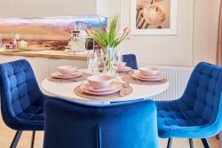 noclegi Świnoujście Golden Hour Apartments- Plac Słowiański 25