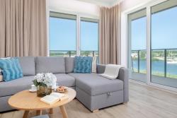 noclegi Dziwnów Apartament DZIWNA RIVER z frontowym widokiem na rzekę i basenem Dziwnów EPapartamenty