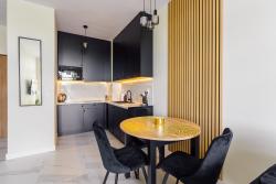 noclegi Sianożęty Apartament Messa Black z Basenem Letnim by HolidaySun