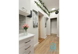 noclegi Gdańsk Pink lady Room - 15 Minutes to Gdańsk Old Town & Sea