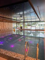 noclegi Międzyzdroje WAVEVIEW 5th Floor Baltic View Pool in Building Perfekt Lumare