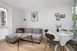 noclegi Świnoujście Beautiful Apartment Retro 536 for 6 People in Świnoujście by Noclegi Renters