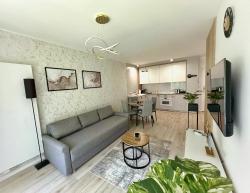 noclegi Kołobrzeg Apartament Whiteblue Kołobrzeg z dużym ogródkiem - 100 m od plaży! Whiteblue Kolberg Apartment mit großem Garten - 100 m vom Strand entfernt! Whiteblue Kołobrzeg Apartmán s velkou zahradou - 100 m od pláže!