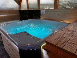 noclegi Jastrzębia Góra Domki Złote Piaski Kryty Basen Sauna Jacuzzi