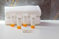 noclegi Międzywodzie Modern Apartment With Private Garden Międzywodzie by Renters Prestige