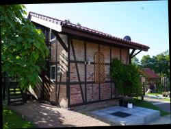 noclegi Kołczewo Holiday Home in Kolczewo with Lake Access