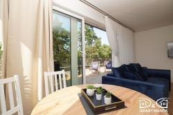 noclegi Międzywodzie Pine Tree House 10 D&D Apartments