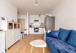 noclegi Gdynia Nasypowa Marine Apartment by BookingHost