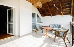 noclegi Rowy Nice Home In Rowy With Wifi