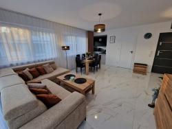noclegi Międzywodzie M&M Apartament Pine Tree House Zielona 3A