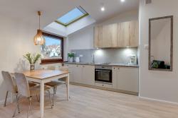 noclegi Sopot Grand Apartments - Studio Sobieski Apartment - 5 min from Monte Cassino