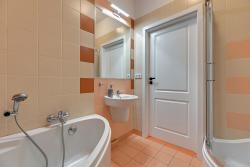 noclegi Sopot Grand Apartments - Studio Sobieski Apartment - 5 min from Monte Cassino