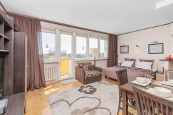 noclegi Gdynia Comfortable Studio with Balcony located 600 m from the Beach by Noclegi Renters