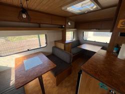 noclegi Jastarnia Przyczepa Retro JUSTarniaCamp