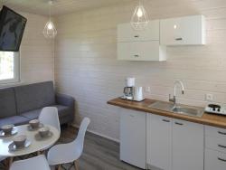 noclegi Kołczewo Bungalow in Kolczewo near Baltic Sea Beach