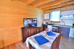 noclegi Jarosławiec Two-story holiday homes with a summer pool