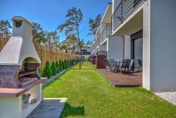 noclegi Pobierowo Comfortable holiday home with a garden and a pool