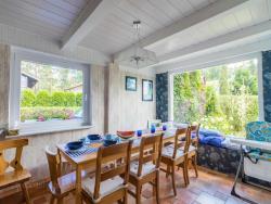 noclegi Rowy Comfortable holiday home with a private garden
