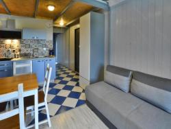 noclegi Jezierzany Cottage in Jezierzany near Lake Wicko & Beach