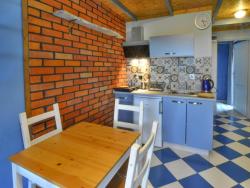 noclegi Jezierzany Cottage in Jezierzany near Lake Wicko & Beach