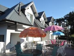 noclegi Dziwnówek Holiday Home in Dziwnówek near the Beach