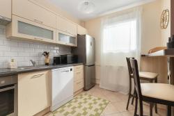 noclegi Gdańsk Jasny Apartament z Pięknym Widokiem na Miasto by Noclegi Renters