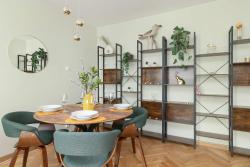 noclegi Gdańsk Jasny Apartament z Pięknym Widokiem na Miasto by Noclegi Renters